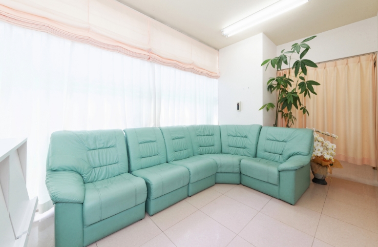 山田ウイメンズクリニックの待合室